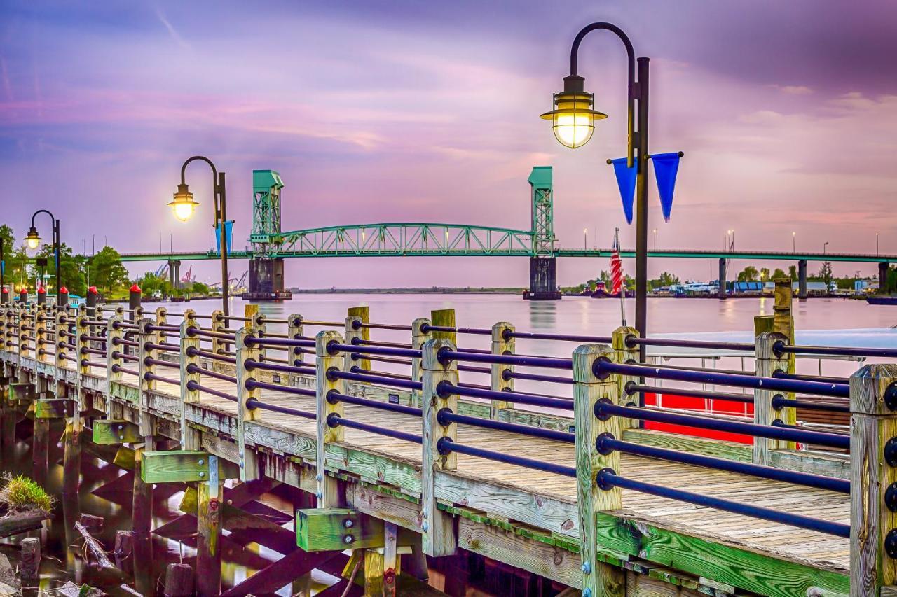 Cozy Carolina Beach Condo Luaran gambar