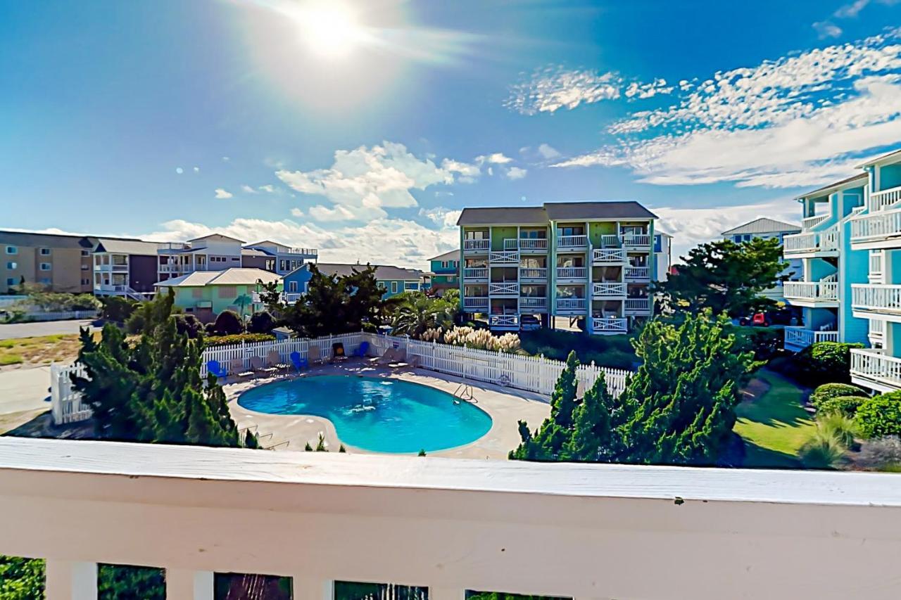 Cozy Carolina Beach Condo Luaran gambar