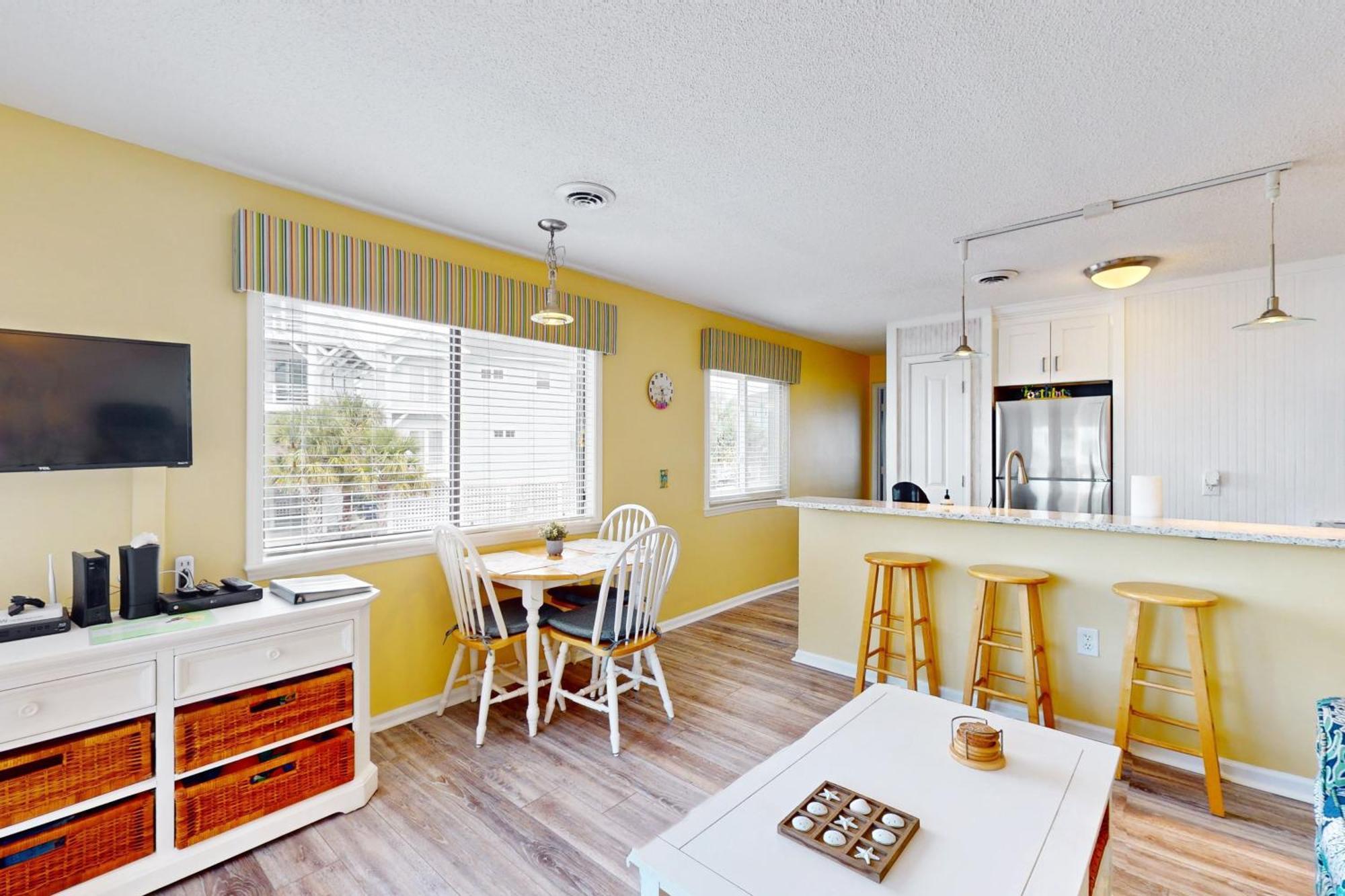 Cozy Carolina Beach Condo Luaran gambar